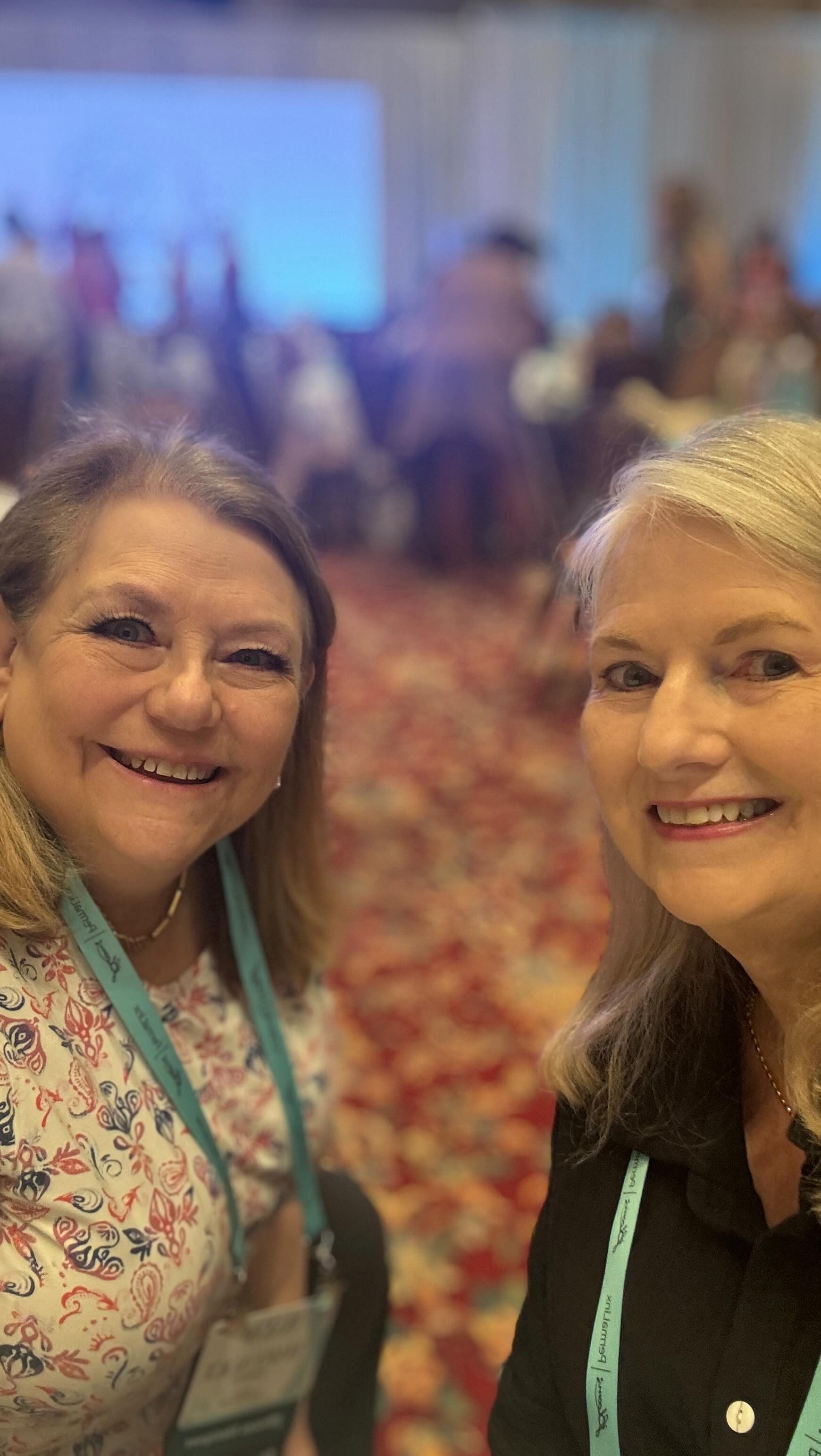 Waving hello from the JBloom Conference! So grateful for a community full of sparkle, support, and sisterhood.#jbloomdesigns #permanentjewelry #peacockspretties