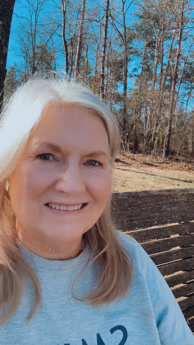 It’s been a good, productive kind of day…
but I refuse to be so busy that I miss the sunshine.
Work done. Face lifted to the light. That’s balance. #peacocksprettys