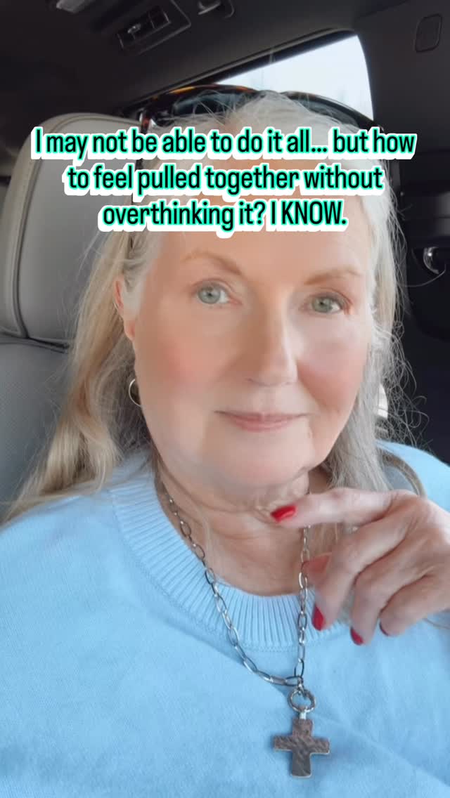 I may not have it all together… but I can look like I do. I KNOW.
Because feeling pulled together isn’t about doing more… it’s about choosing one small thing that makes it all click.

Want a few easy ways to do that without overthinking it? Get my tips in my bio. @audrey.peacock